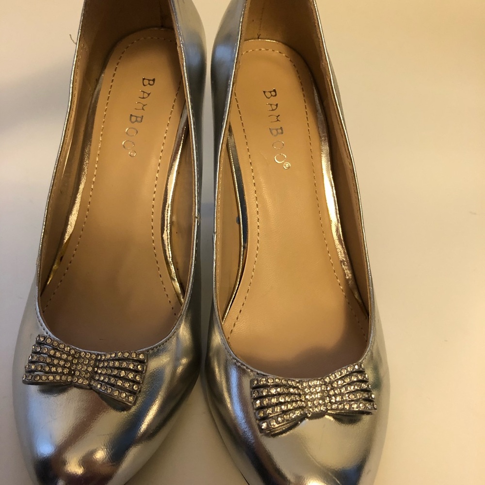 Cinderella Rhinestone Bow Ankle Strap  Pumps - Picture 4 of 16